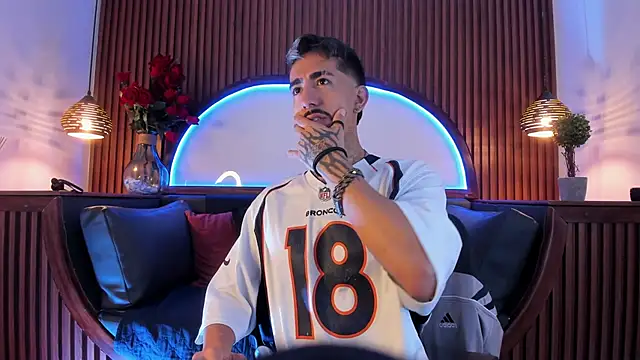 Donovan Desmond online show from 01-16-26, 04:05