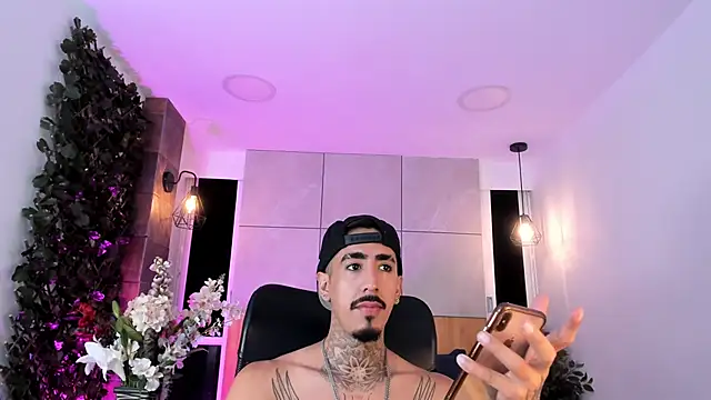 Donovan Desmond online show from 03-05-26, 03:57