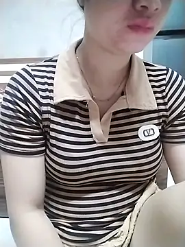 Mie rose online show from 09-30-25, 12:26