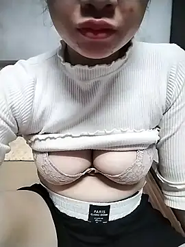 Mie rose online show from 11-11-25, 12:43