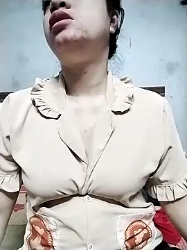 Mie rose online show from 03-18-26, 02:20