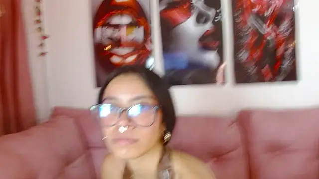 Miahotcs1 online show from 04-07-26, 03:12