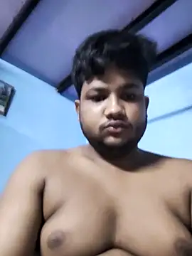 Snapshot of WorthyGyro88 chatting on 10-22-25, 04:13 WorthyGyro88 online show from 10-22-25, 04:13