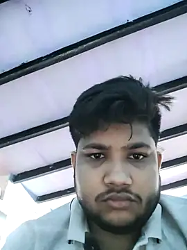 Snapshot of WorthyGyro88 chatting on 10-26-25, 05:46 WorthyGyro88 online show from 10-26-25, 05:46