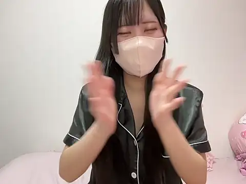 noa uxu online show from 11-20-25, 02:12