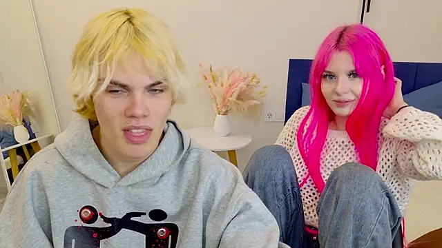 Bonnie And C1yde online show from 10-04-25, 05:11