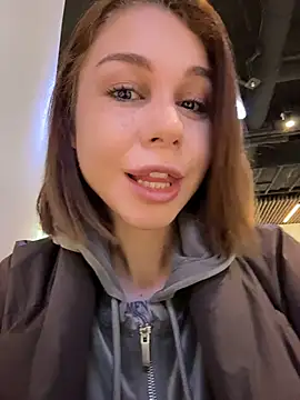 Snapshot of RosieSecret chatting on 02-04-26, 08:09 RosieSecret online show from 02-04-26, 08:09