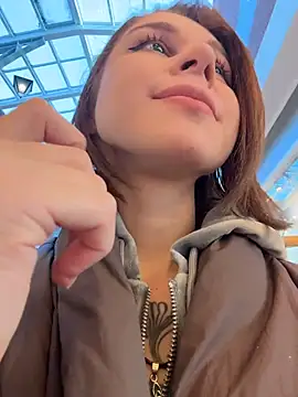 Snapshot of RosieSecret chatting on 02-07-26, 08:07 RosieSecret online show from 02-07-26, 08:07