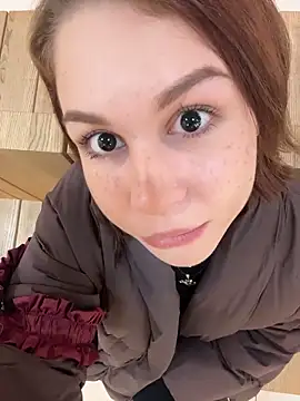 Snapshot of RosieSecret chatting on 02-13-26, 11:06 RosieSecret online show from 02-13-26, 11:06