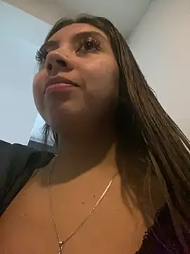 Sara-cooper2 online show from 01-13-26, 03:01