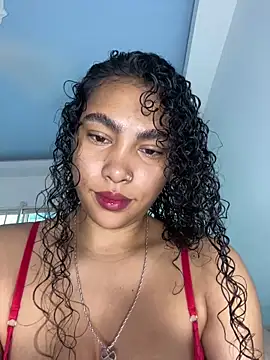 SophieD online show from 04-22-26, 12:07