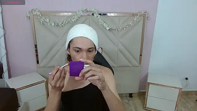 Chipi tay online show from 11-29-25, 07:06