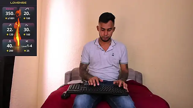 kaifas dirty online show from 10-25-25, 06:57