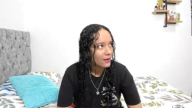 nay and aleja1 online show from 11-12-25, 02:34