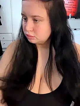 brunetteGirl274 online show from 11-04-25, 11:42