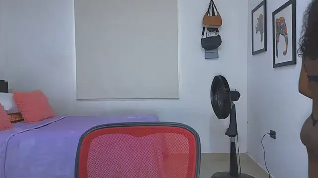 EmilyKisx online show from 09-30-25, 02:55