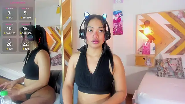 SoleneFontaine online show from 11-29-25, 12:41