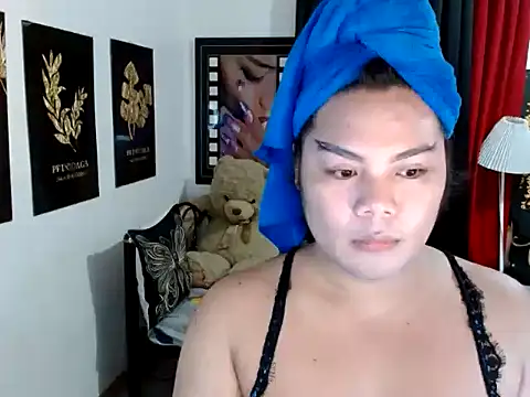Snapshot of TSbrianaHugeCock chatting on 04-22-26, 02:51 TSbrianaHugeCock online show from 04-22-26, 02:51
