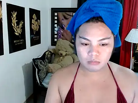 Snapshot of TSbrianaHugeCock chatting on 04-27-26, 02:59 TSbrianaHugeCock online show from 04-27-26, 02:59