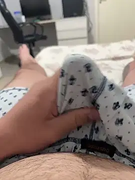 Novinho16cmz online show from 10-13-25, 01:05