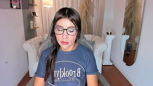 Natalia Leon8 online show from 04-09-26, 04:01