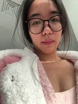 luluya1314 online show from 12-01-25, 03:22