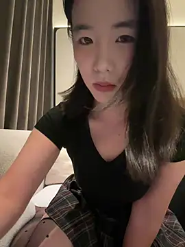 luluya1314 online show from 06-05-26, 09:48