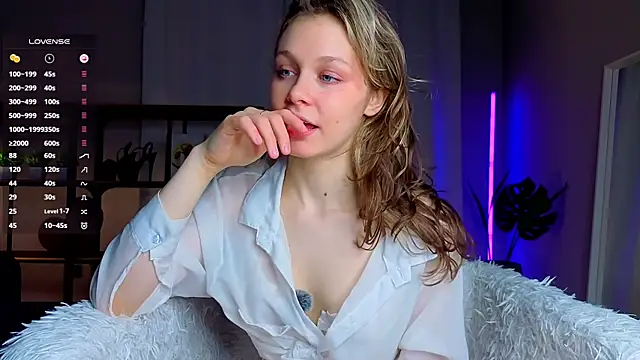 Tender beauty online show from 05-26-26, 06:37