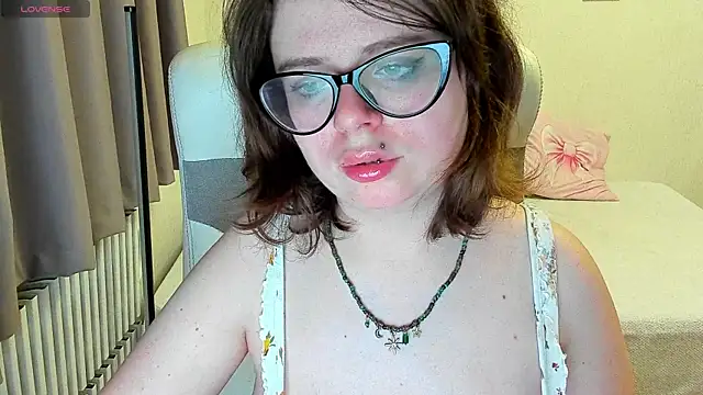 MilisaSweet777 online show from 09-20-25, 07:15