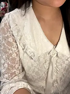 Knorr Vietnams online show from 10-14-25, 03:24