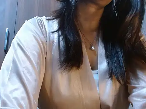 Snapshot of soya_queen chatting on 06-14-26, 10:17 soya queen online show from 06-14-26, 10:17