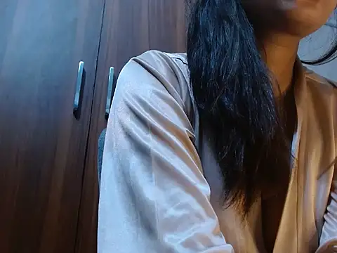 Snapshot of soya_queen chatting on 06-17-26, 10:17 soya queen online show from 06-17-26, 10:17