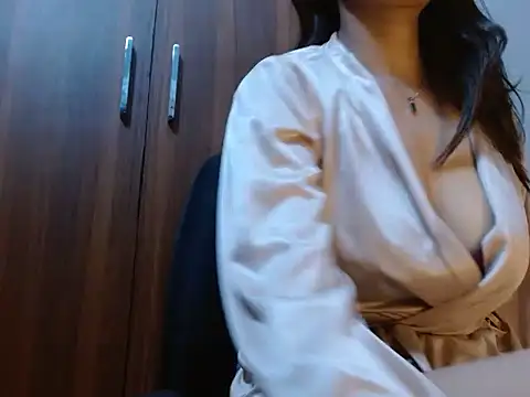 Snapshot of soya_queen chatting on 07-30-26, 04:44 soya queen online show from 07-30-26, 04:44