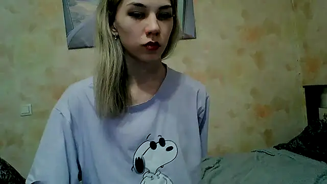 Crazy Empresis online show from 04-25-26, 02:03