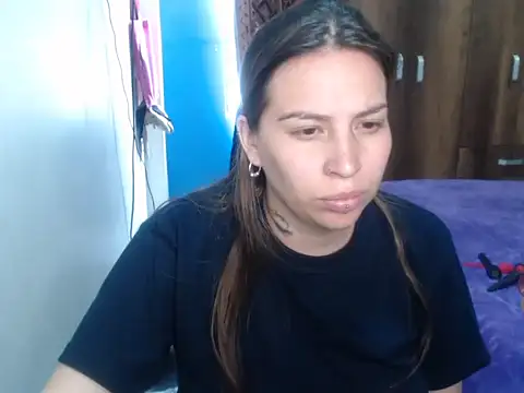 cloequeen15 online show from 02-02-26, 05:00