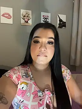 Snapshot of Aliciawhitee chatting on 02-28-26, 03:18 Aliciawhitee online show from 02-28-26, 03:18