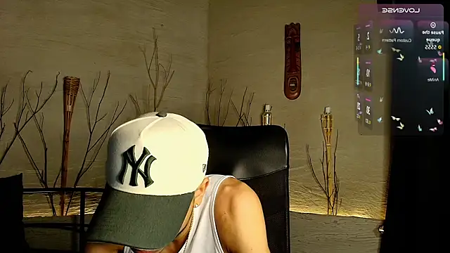 MarcusRain  online show from 10-24-25, 07:43