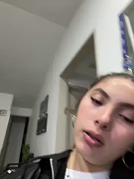 Samantha 2190 online show from 12-19-25, 05:36