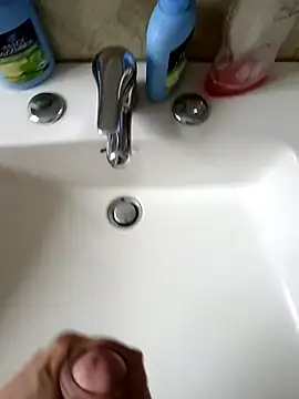 Empi19cm online show from 09-08-25, 04:06