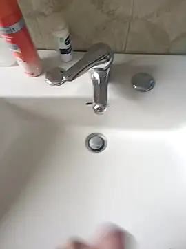 Empi19cm online show from 10-21-25, 12:06