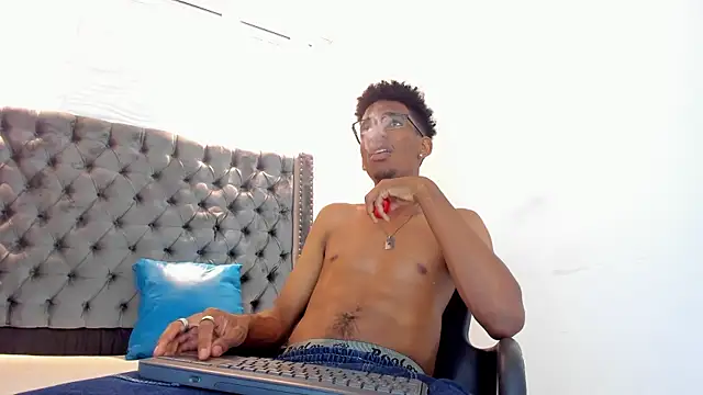 nero reyd online show from 09-27-25, 08:03