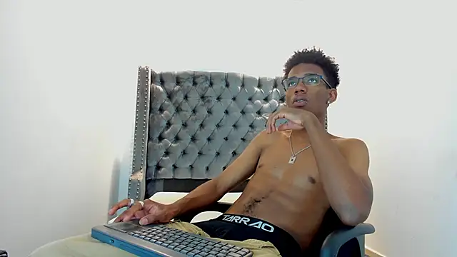 nero reyd online show from 10-15-25, 07:14