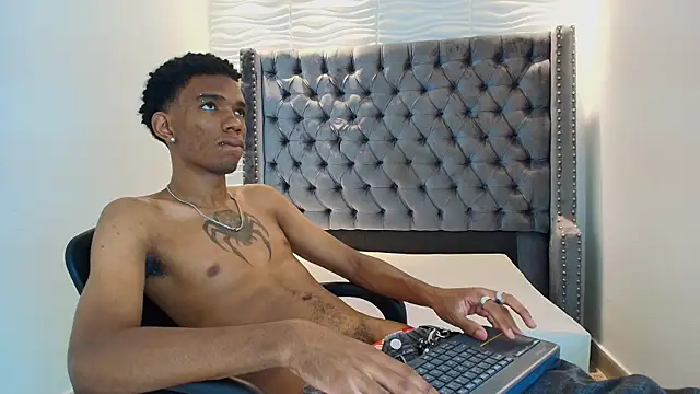 nero reyd online show from 06-12-26, 07:13