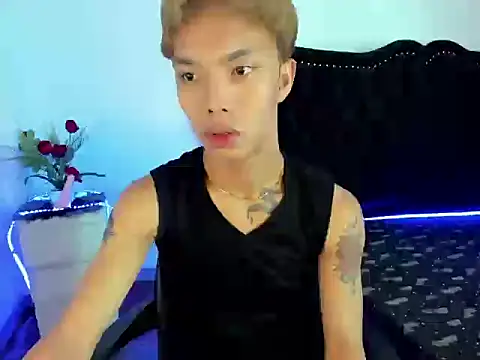 Snapshot of jersthebigfuckerxxx chatting on 10-13-25, 04:23 jersthebigfuckerxxx online show from 10-13-25, 04:23