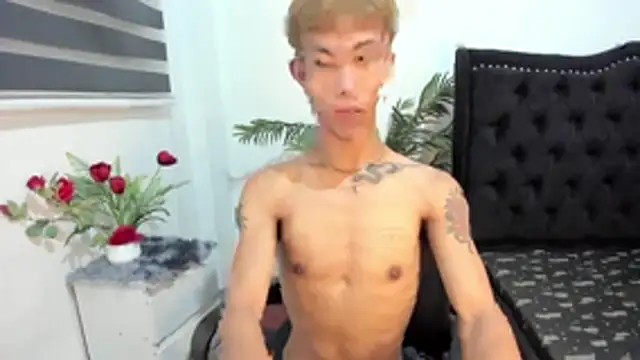 Snapshot of jersthebigfuckerxxx chatting on 10-28-25, 05:44 jersthebigfuckerxxx online show from 10-28-25, 05:44