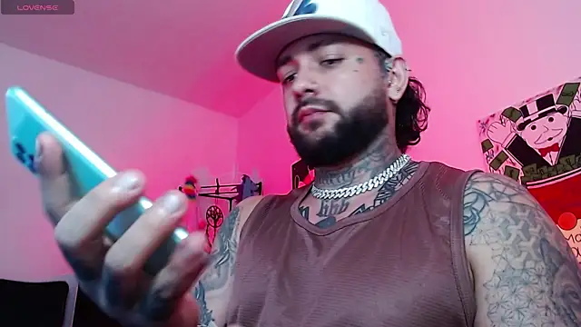 nicolastorres99 online show from 06-04-26, 03:01