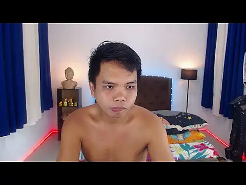 XExtraServiceManX online show from 10-31-25, 08:43