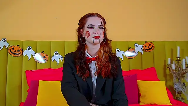 MelissaMays online show from 10-31-25, 06:42