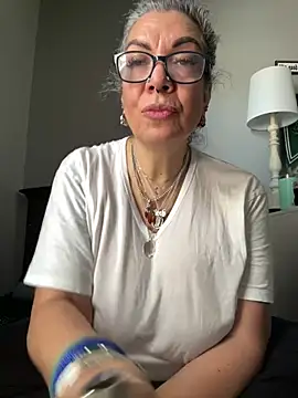 dieseldame1313 online show from 02-21-25, 03:54