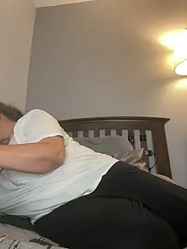 dieseldame1313 online show from 03-12-25, 05:57